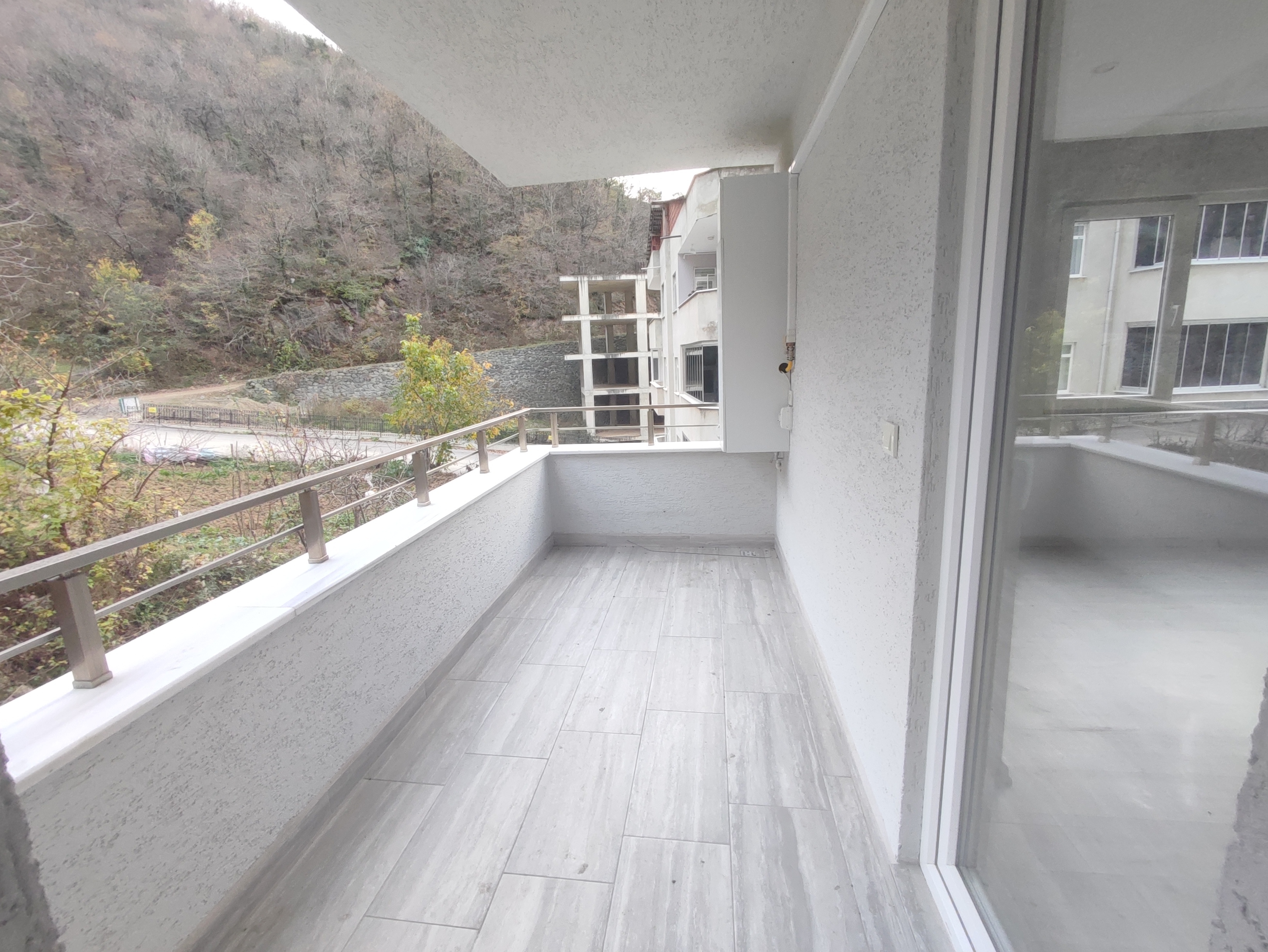 MABEL GAYRİMENKUL MAÇKA FATİH MAH. 2+1 GENİŞ KİRALIK DAİRE